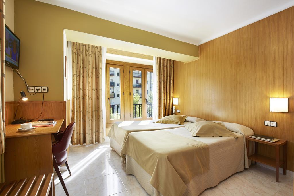 Univers Hotel