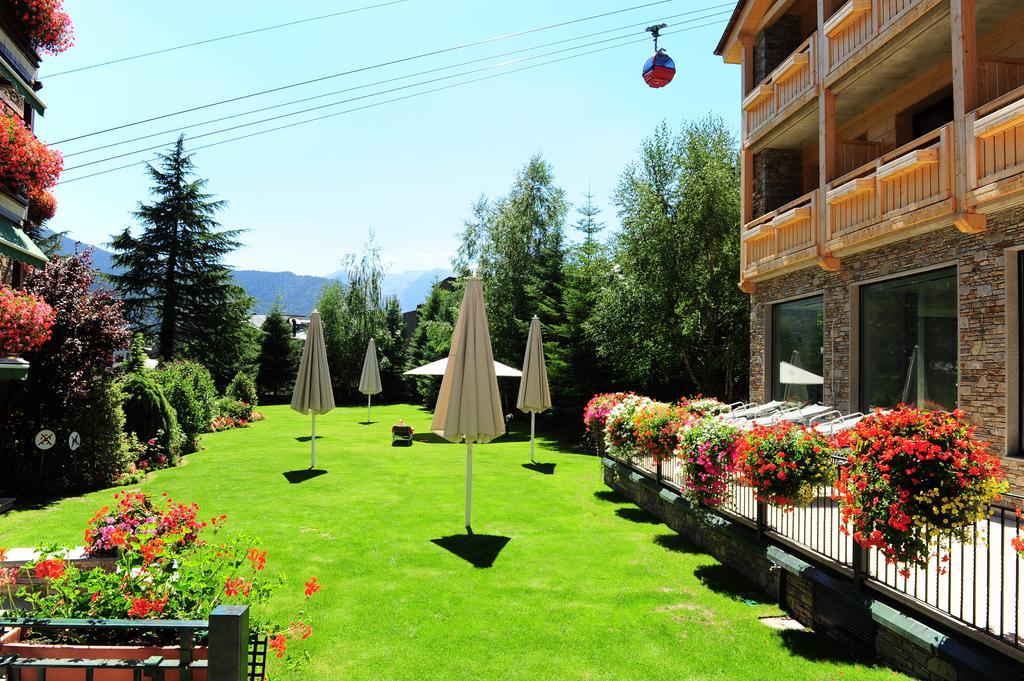 Rutllan & Hotel