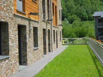 Rialb Apartahotel El Serrat