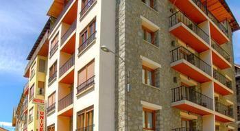 Univers Hotel 3*