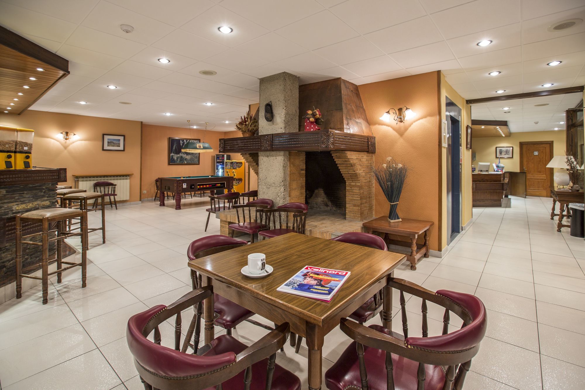 Xalet Besolí Hotel 3*