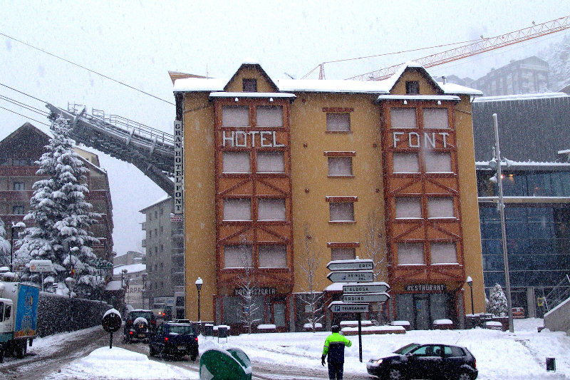 Font Andorra Pensión 2*