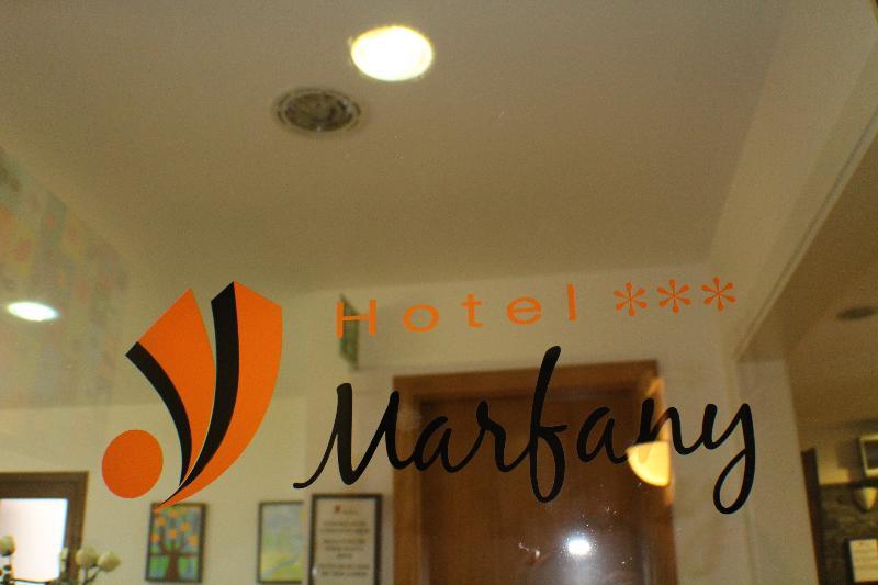 Hotel Marfany 3*