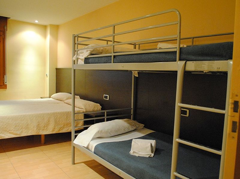 La Mola Hotel 2*