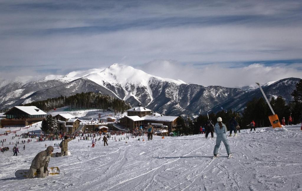 Santa Barbara De La Vall D'ordino 3*