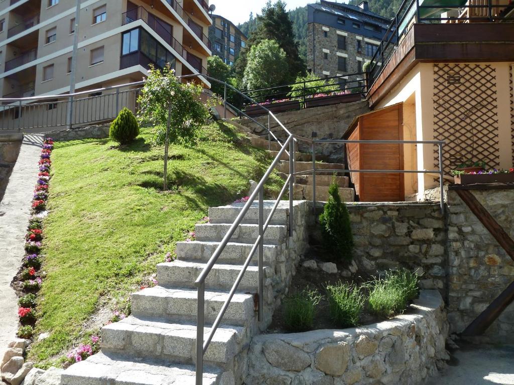 Mila Hotel Encamp
