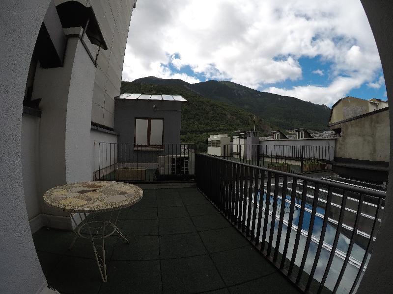 Somriu M28 2* Andorra la Vieja