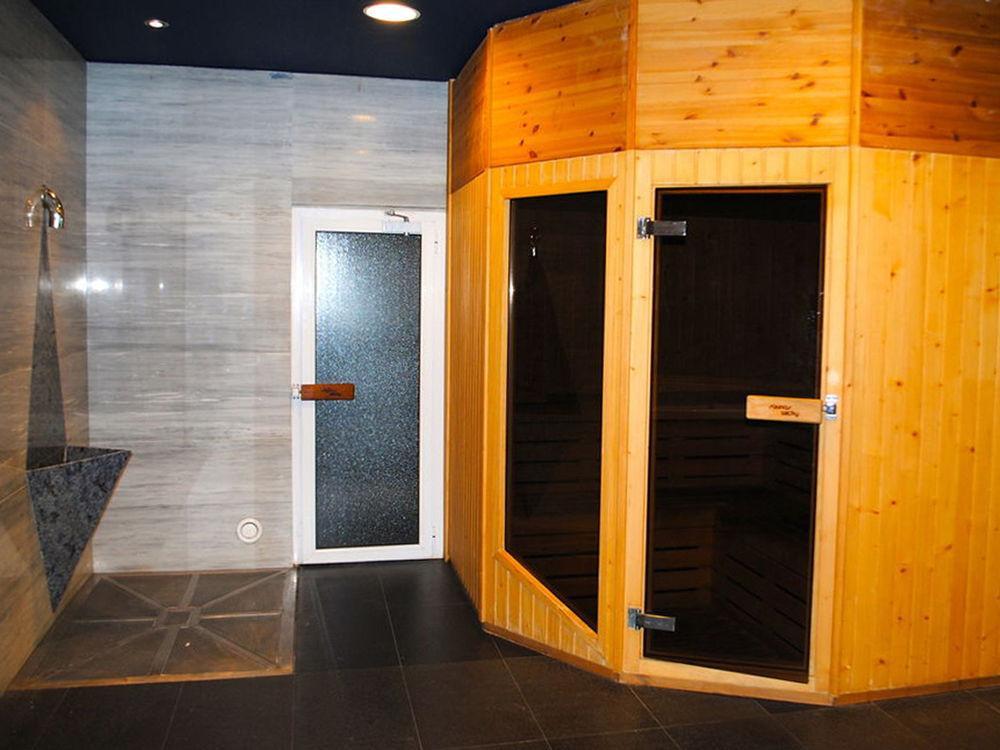Aparthotel Pierre & Alaska 2*
