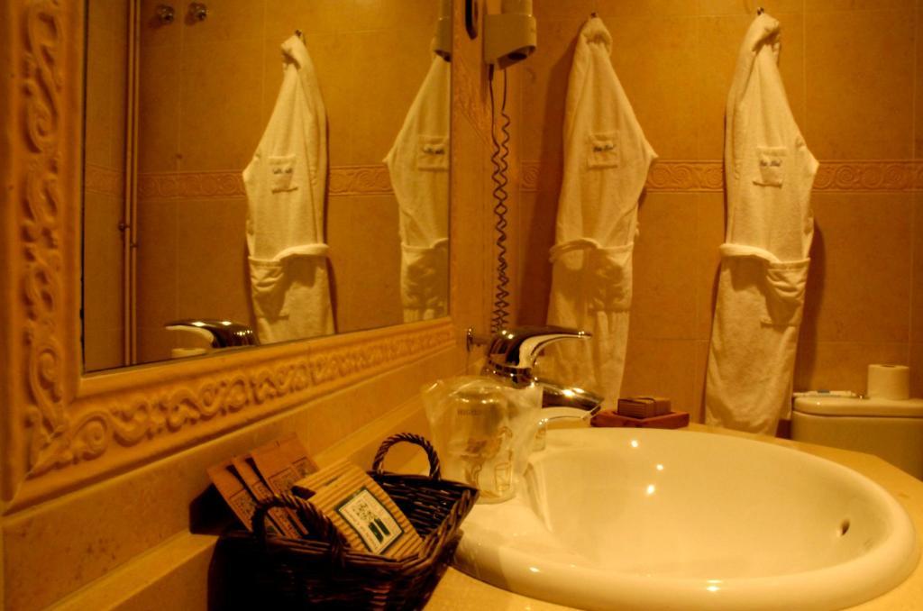 Petit Hotel 3*