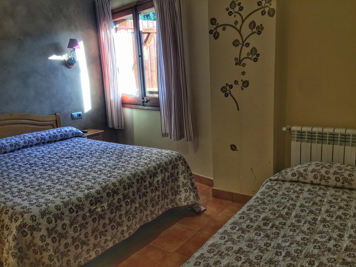 Camp Del Serrat Hotel