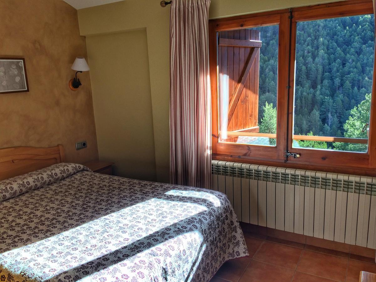 Camp Del Serrat Hotel