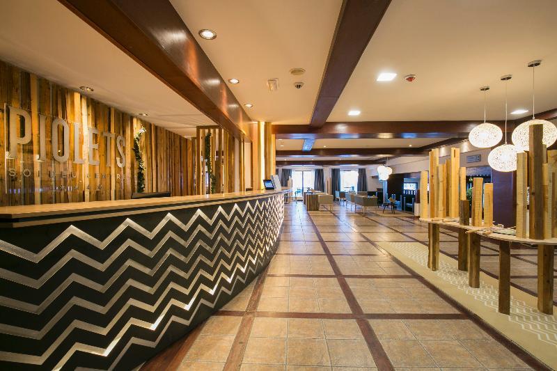 Hotel Piolets Centre 4*