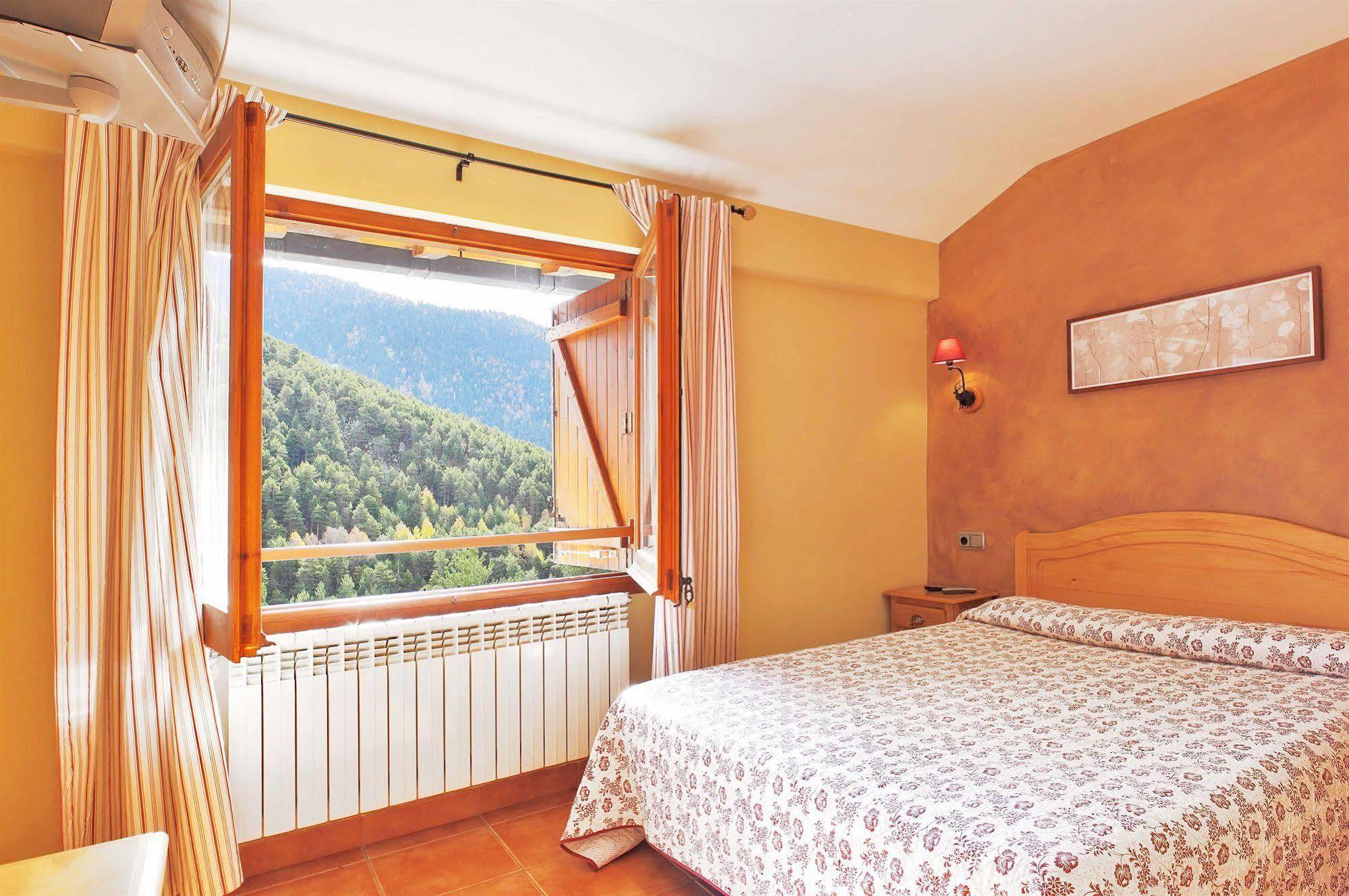 Hotel Camp Del Serrat 3*