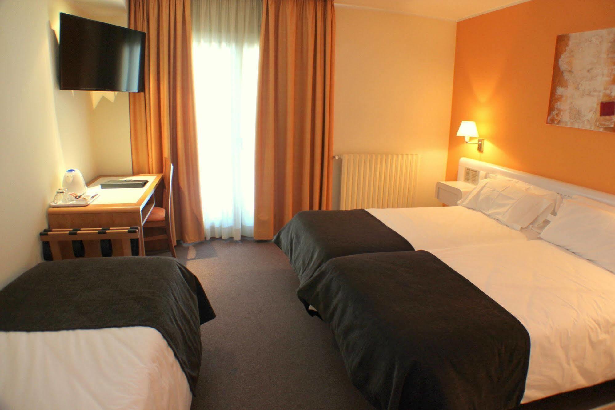 Kandahar Hotel 4*