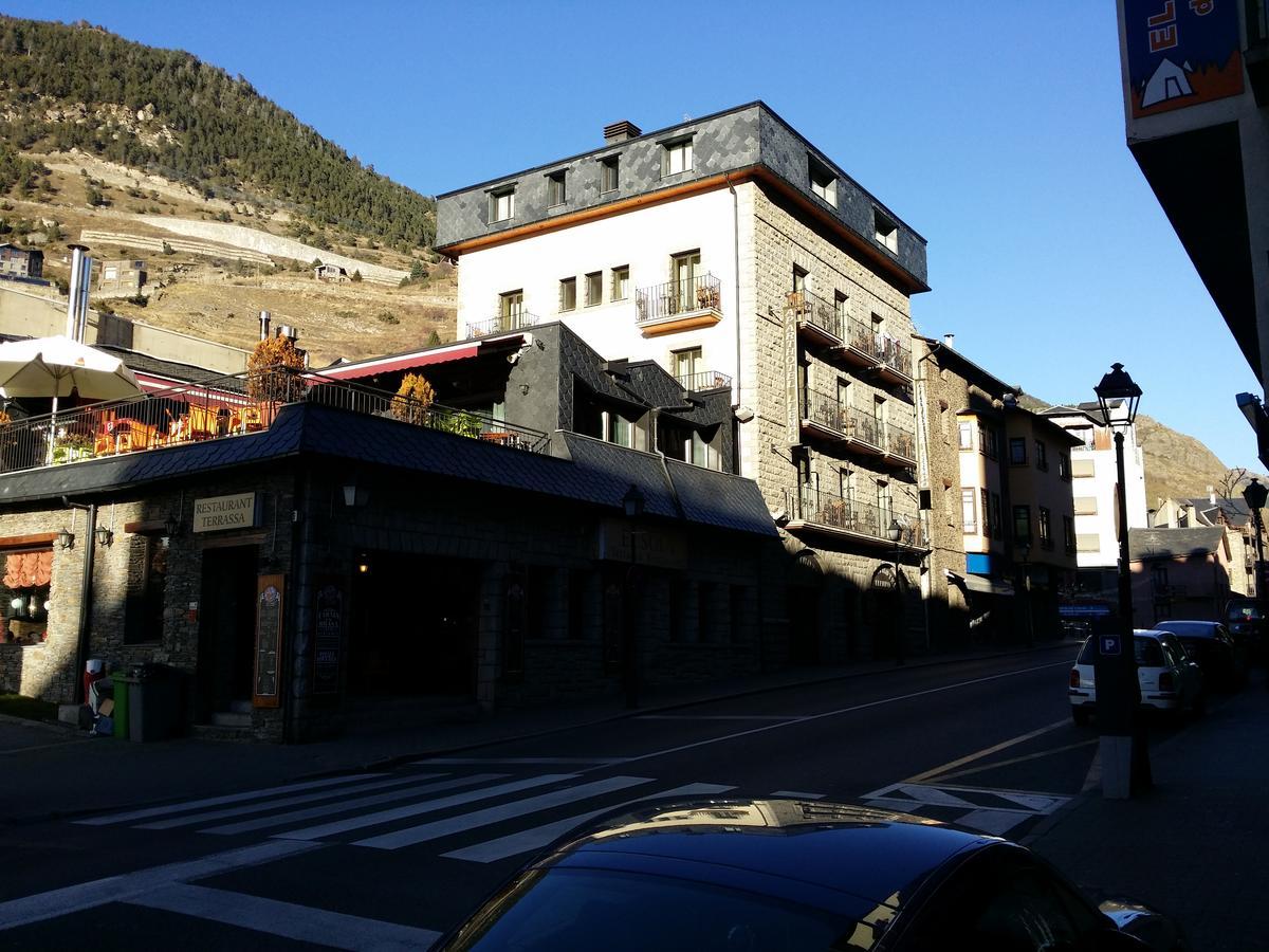 Llempo 2* Canillo