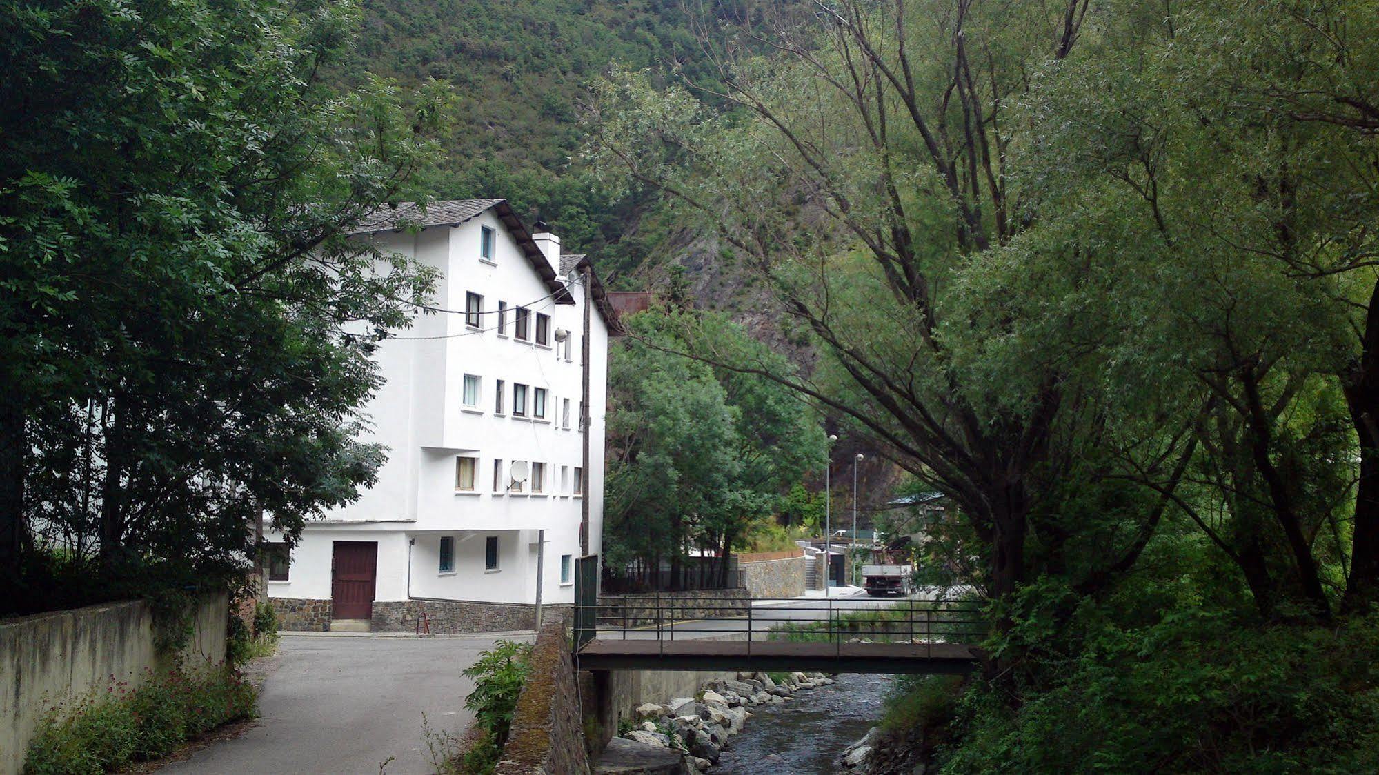 Hotel Peralba Aixovall