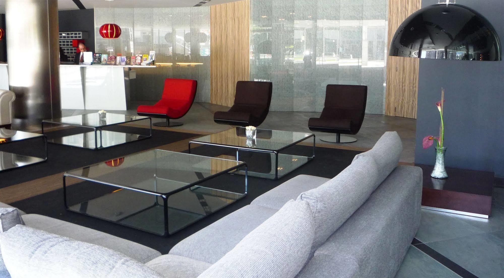 Hotel Yomo Mola Park 4*