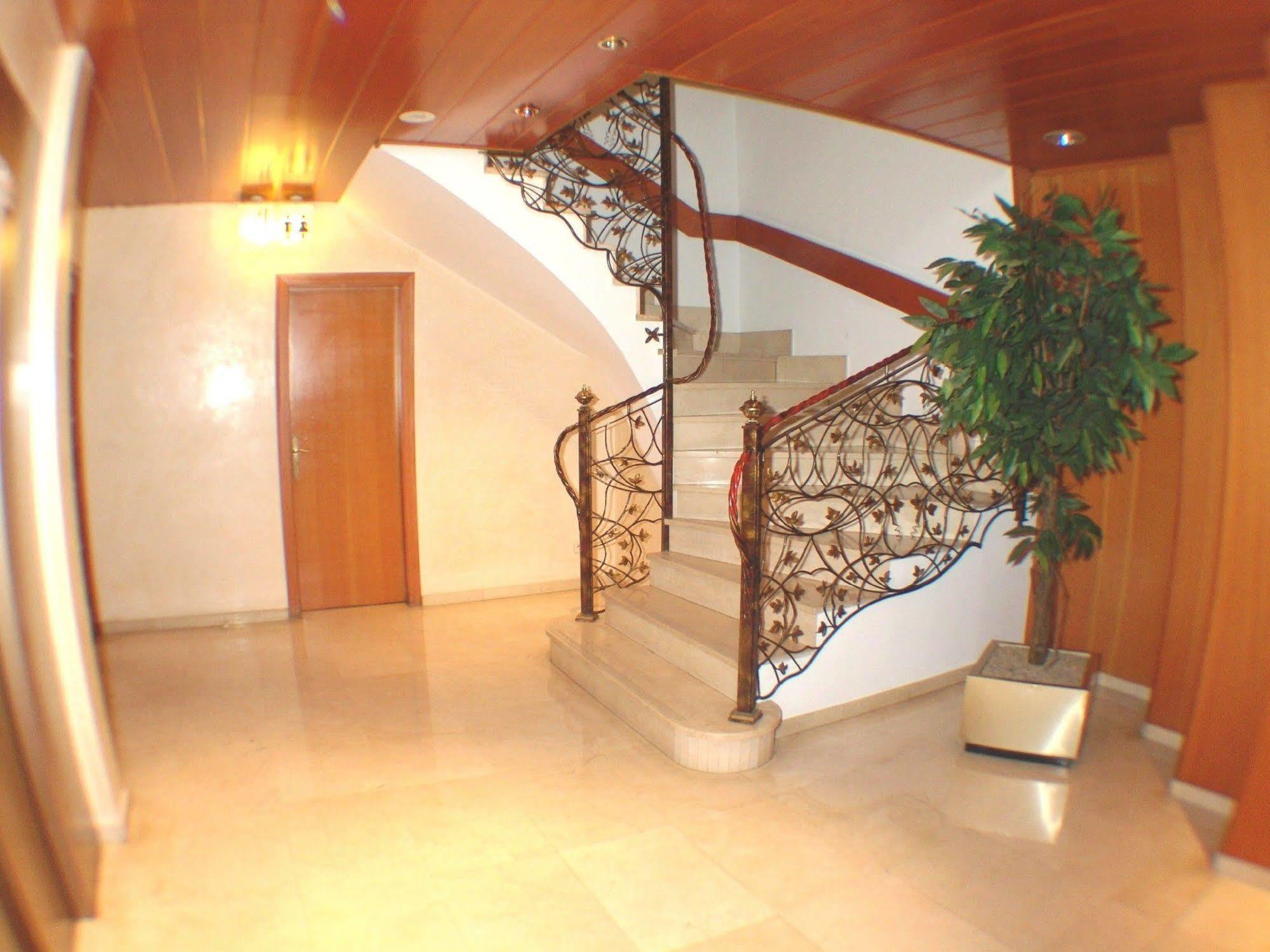 Folch Hotel