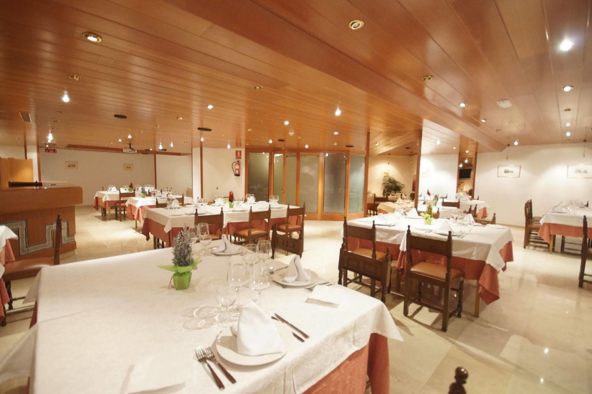 Hotel Folch Sant Julià de Lòria