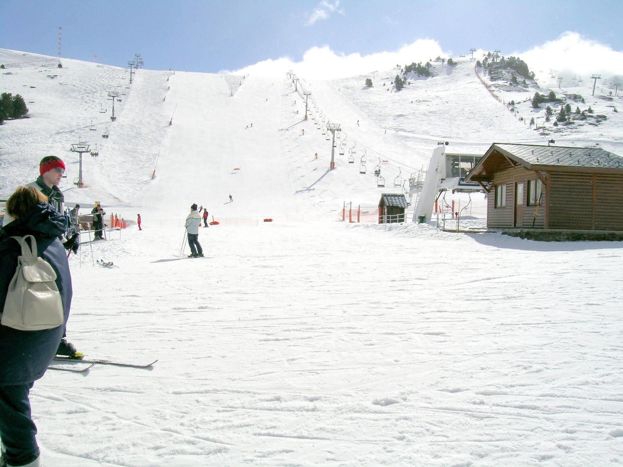 Aparthotel Ona El Tarter 3*