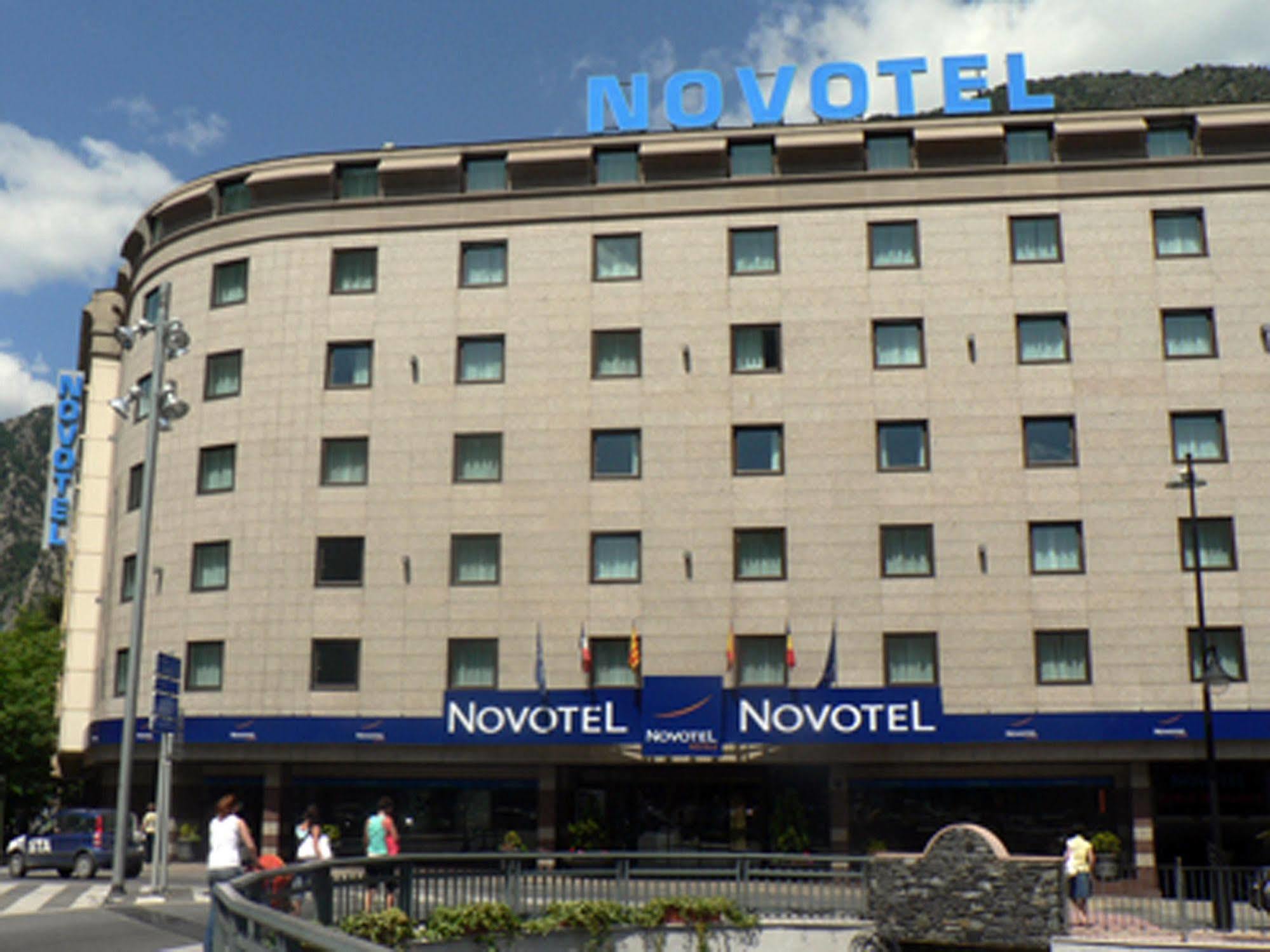 Novotel Hotel 4*