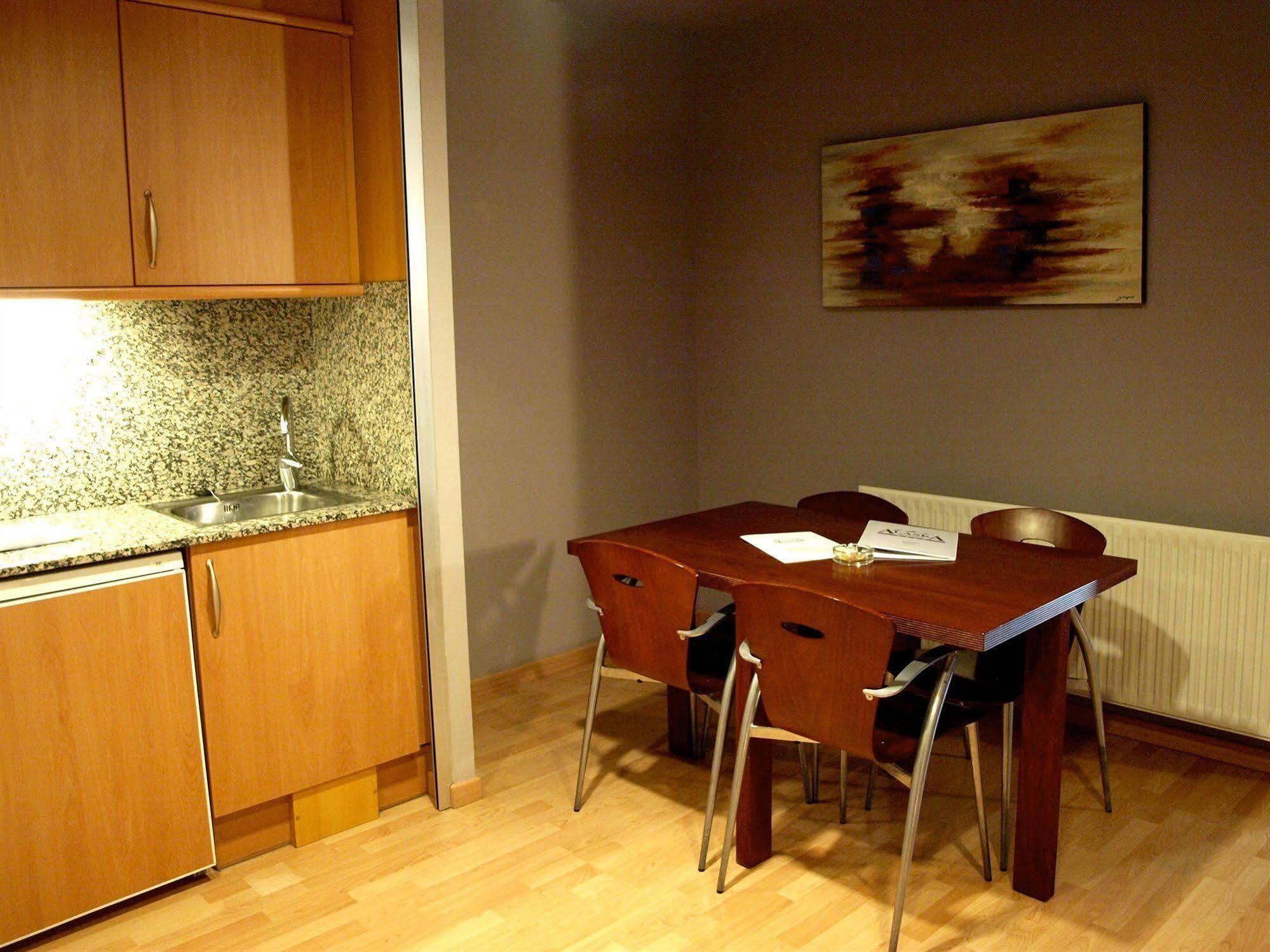 Pierre & Alaska Aparthotel