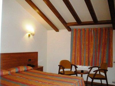 & Niunit Hotel El Serrat
