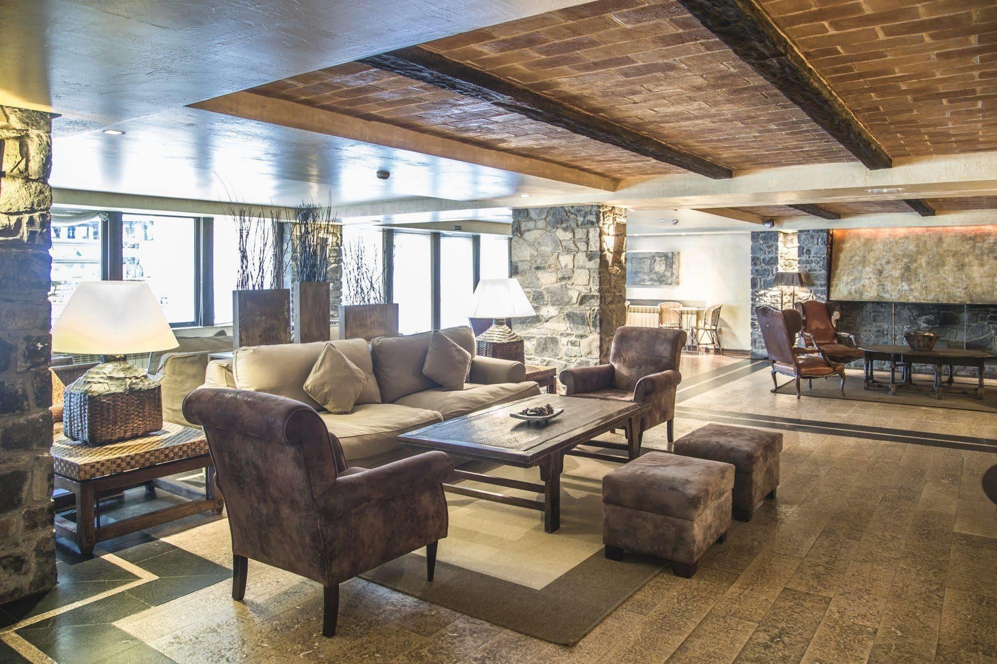 Yomo Patagonia 4*