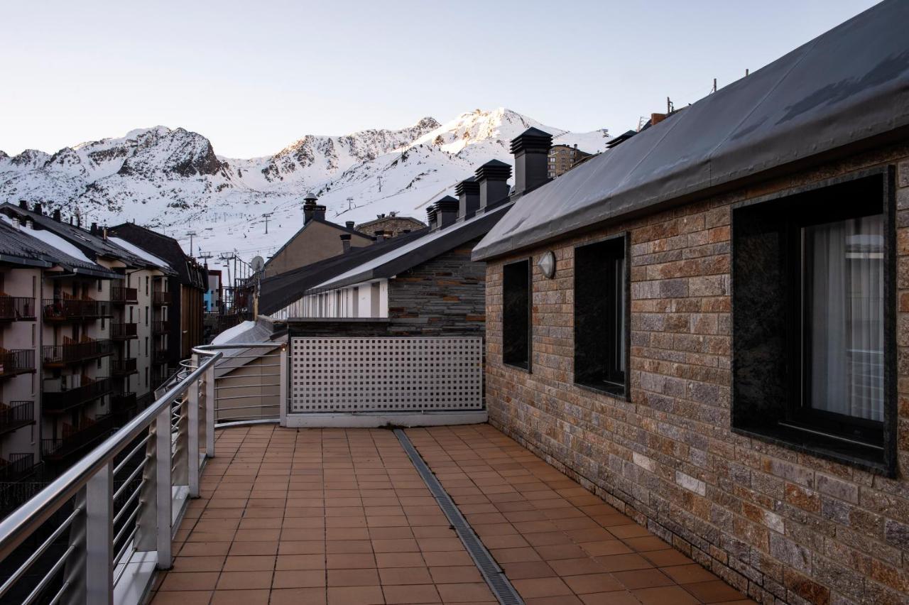 Pierre & Alaska Aparthotel 2*