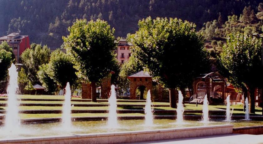 Pere D'urg 3000 3* Encamp