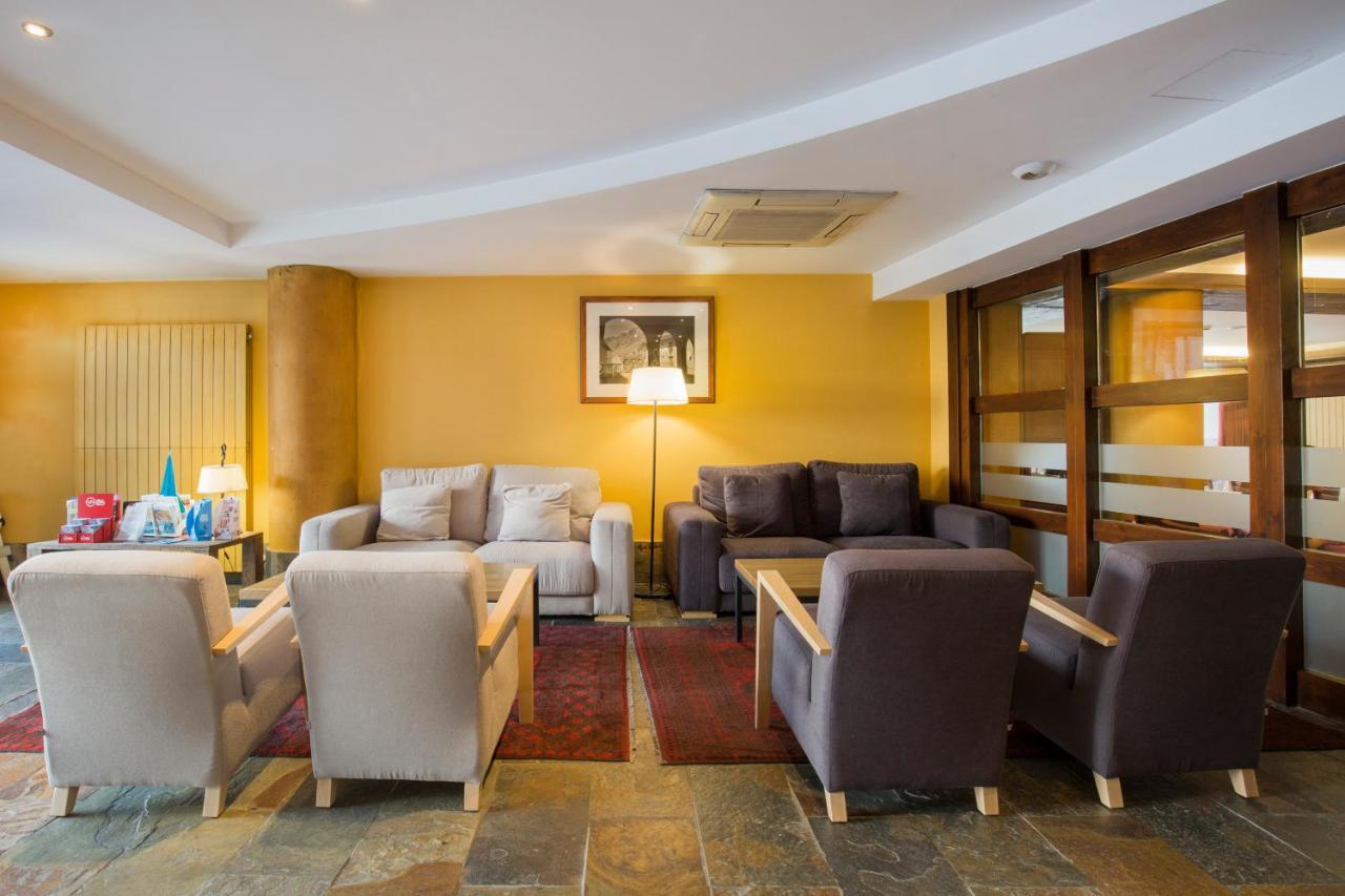 Hotel Magic