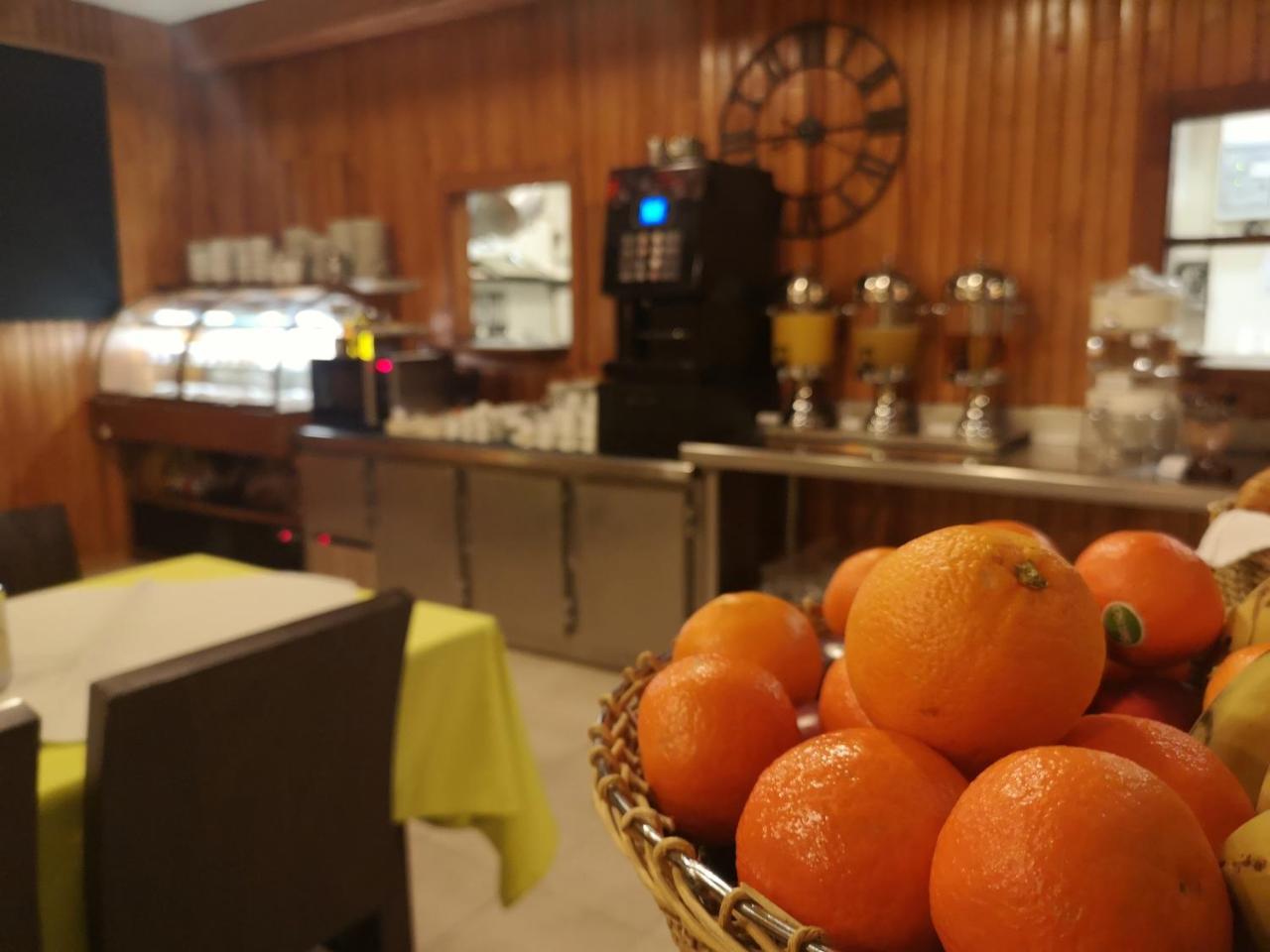 Hotel Copacabana 2*