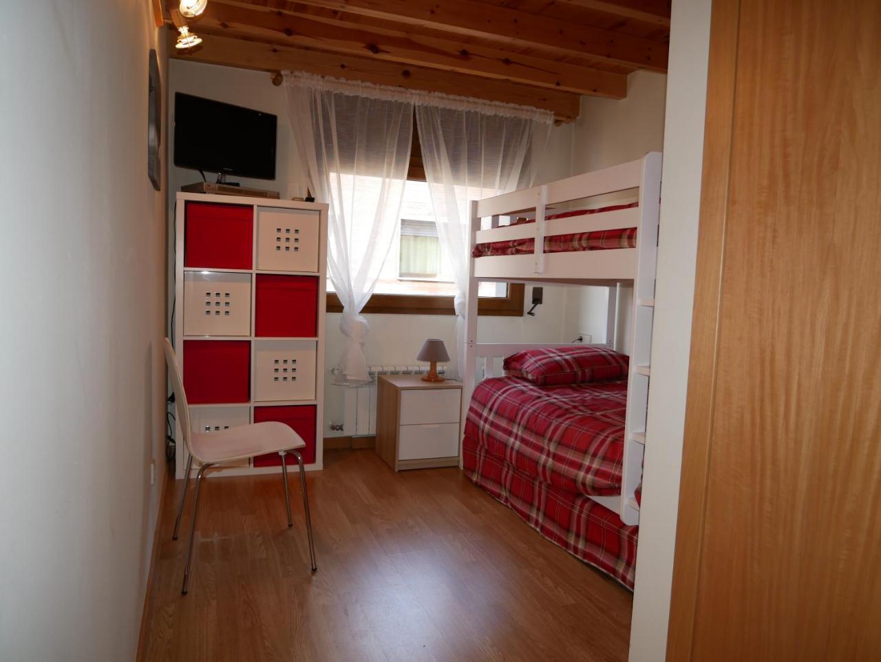 Sol Tarter - Pirinenca Apartamento