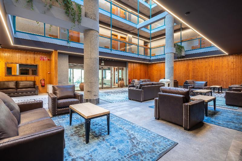 Crest Hotel
