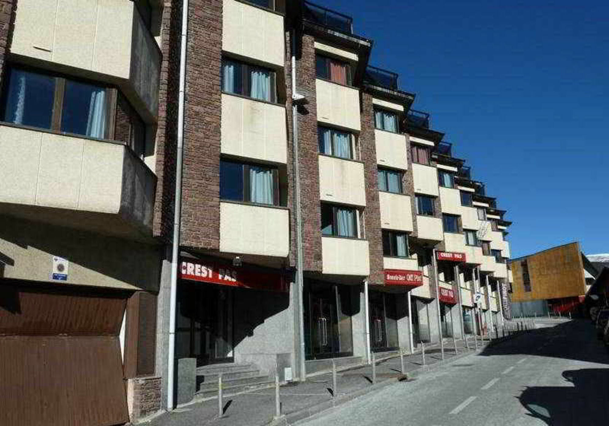 Crest Pas Apartamento