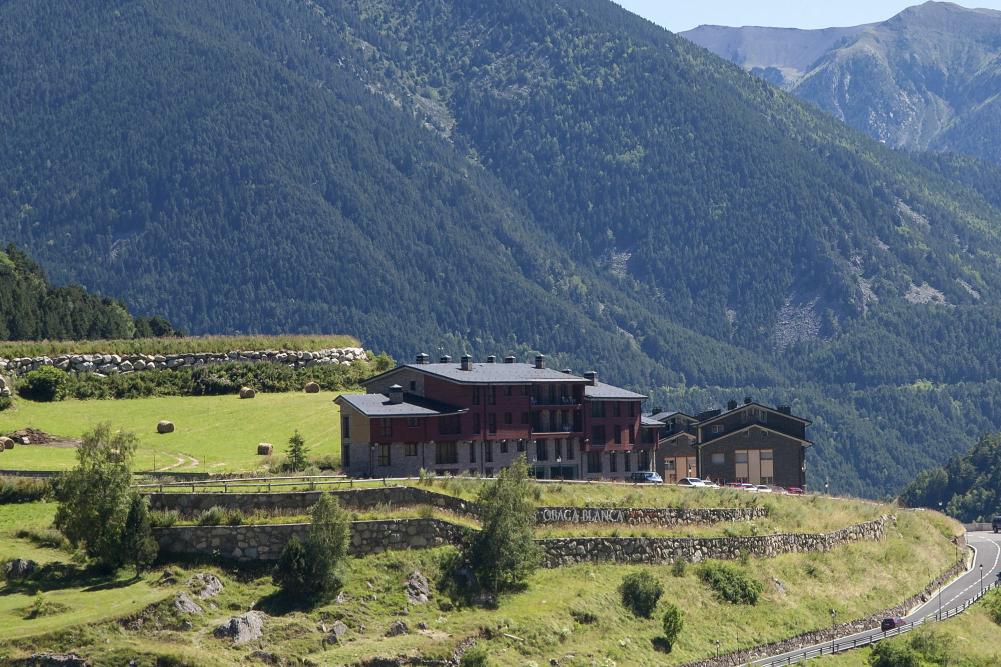 Obaga Blanca & 4* Canillo