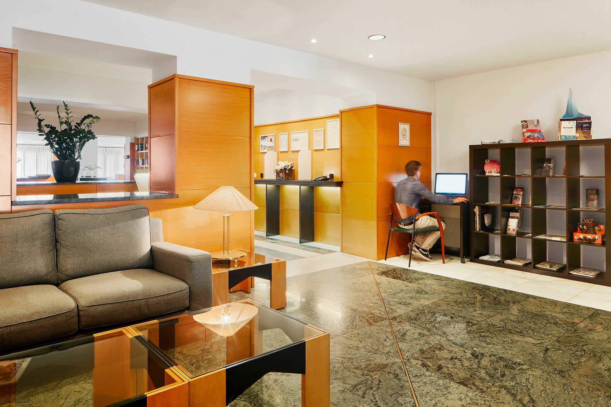 De L'isard Hotel 3*