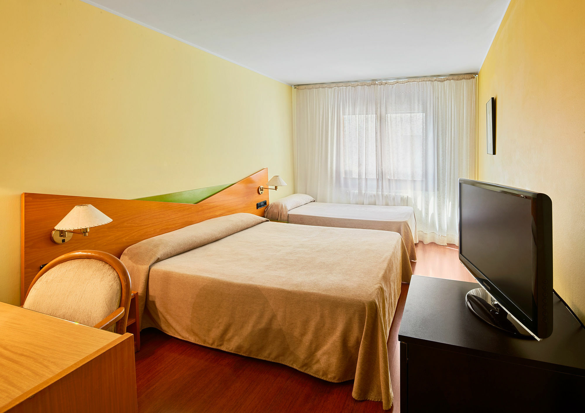 De L'isard Hotel