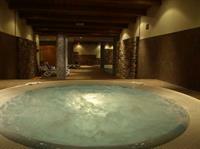 Aj And Hotel Canillo