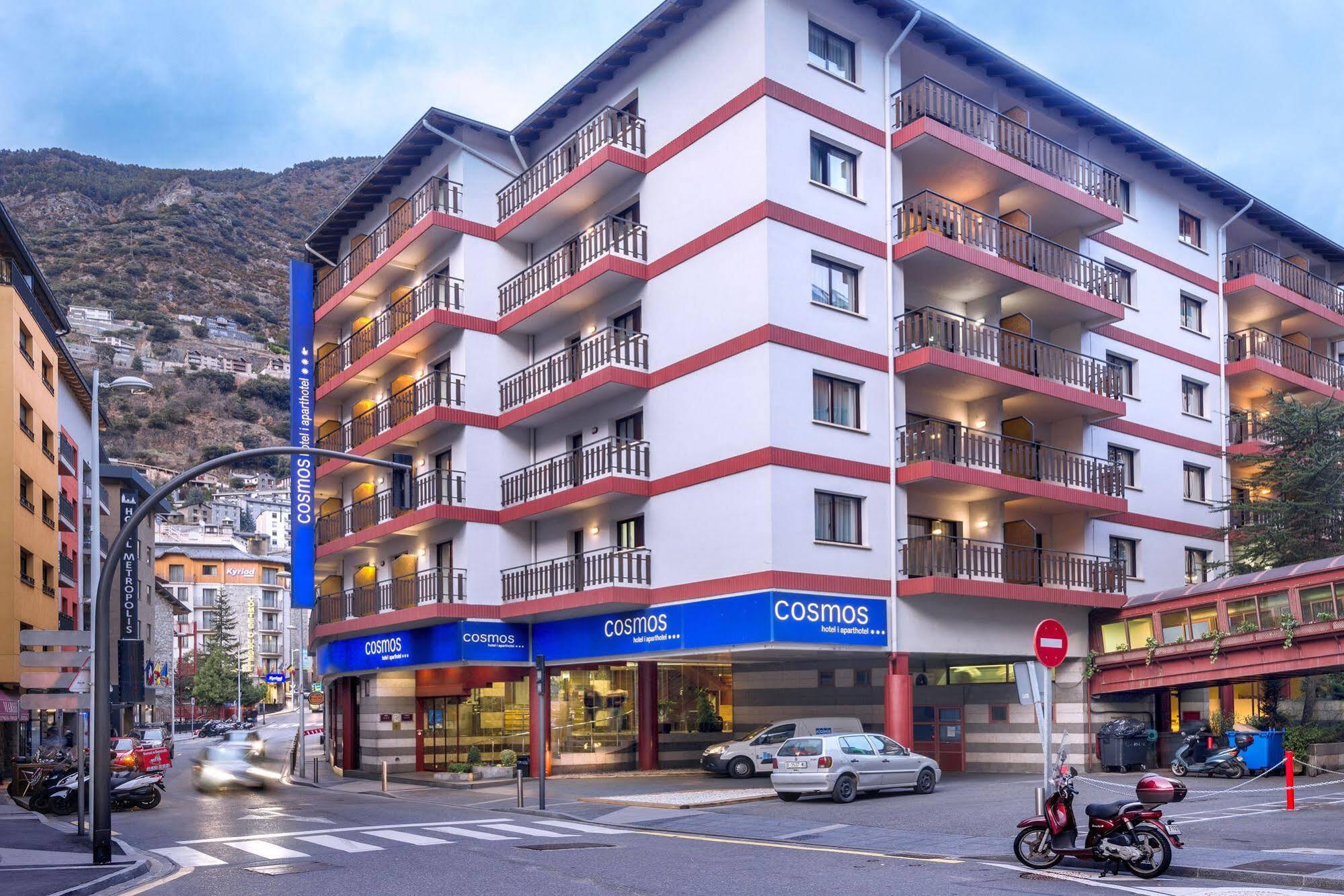 Hotel&apartahotel Serhs Cosmos 3*