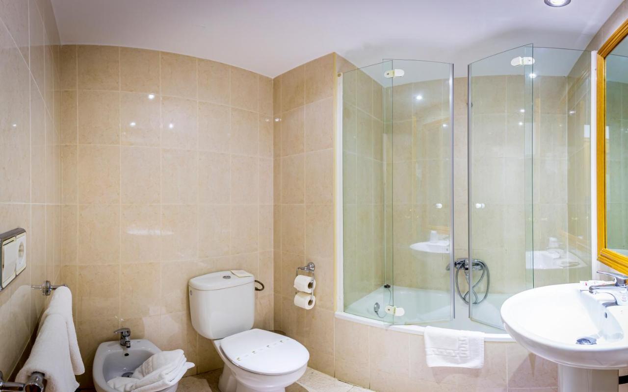 Les Neus Hotel