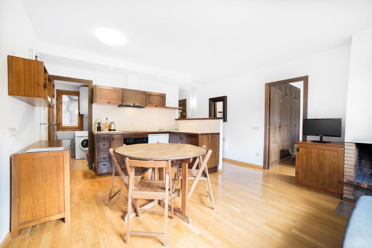 Esquirol Apartment *